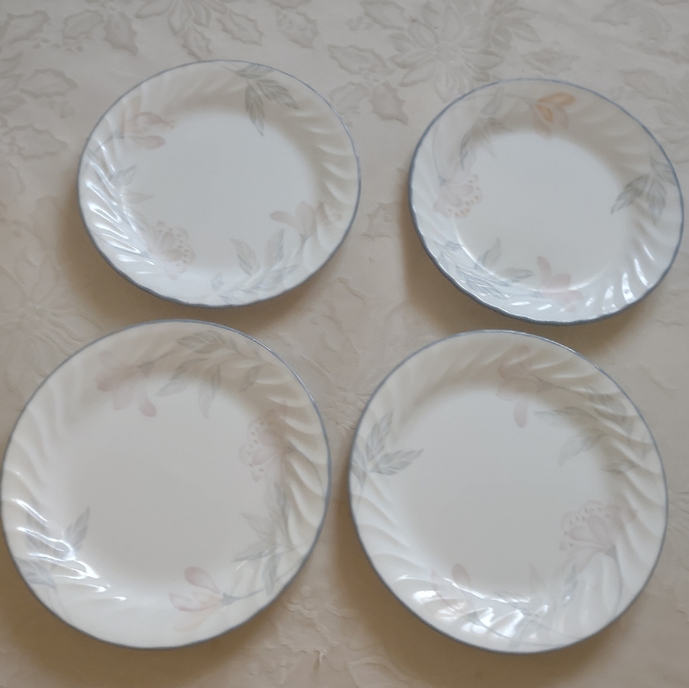 Pink Trio Corelle By Corning 4 Plates White Pink Orange Pastel Flowers